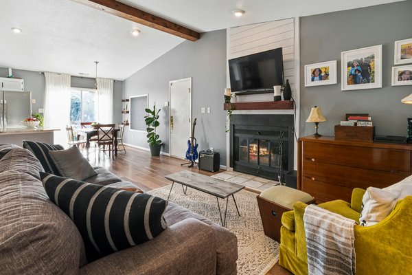 Transformation d'une couverture de piscine en terrasse